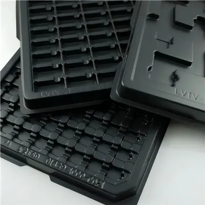 Il pannello in plastica ABS si sbiadisce nel tempo?